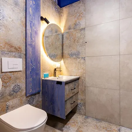 Apartment Lema With Garden By Bookinghost