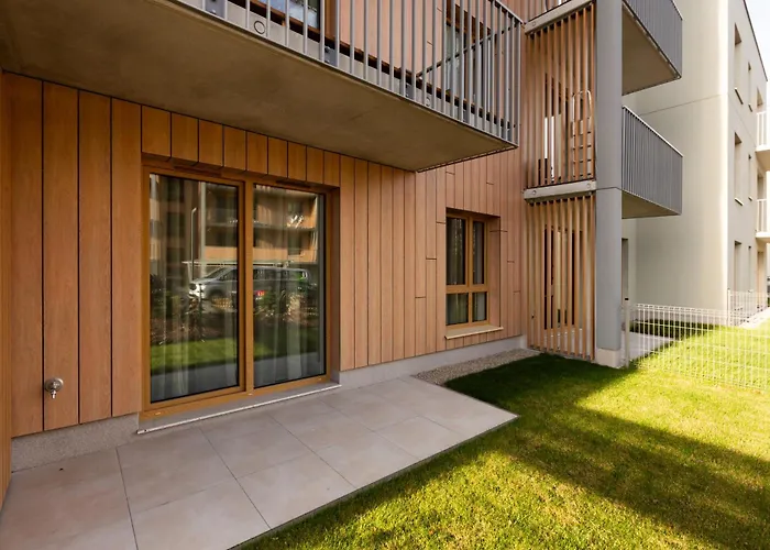 Lema With Garden By Bookinghost Apartament Gdańsk